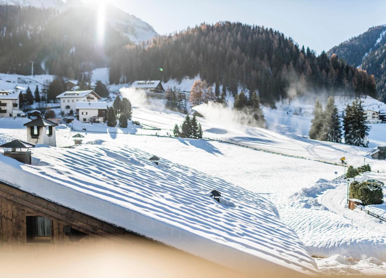 Cadepunt The Dolomites Lodge Sëlva Buitenkant foto